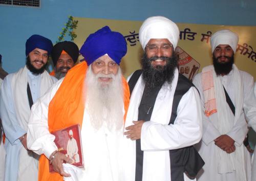 Adutti Gurmat Sangeet Samellan- 2011 (22)