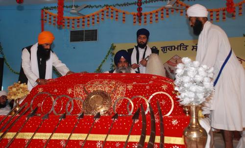 Adutti Gurmat Sangeet Samellan- 2011 (28)