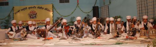 Adutti Gurmat Sangeet Samellan- 2011 (43)