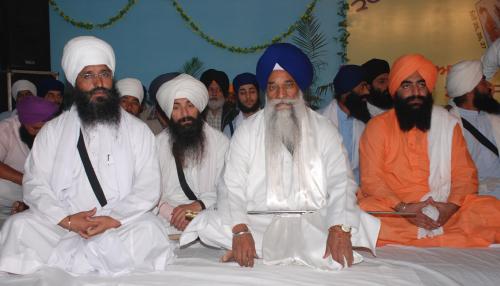 Adutti Gurmat Sangeet Samellan- 2011 (65)