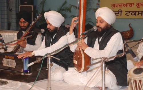 Adutti Gurmat Sangeet Samellan- 2011 (71)