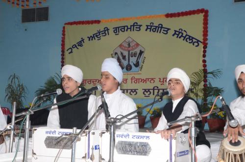 Adutti Gurmat Sangeet Samellen Jawaddi Taksal 2012 (40)
