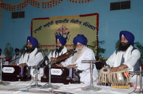 Adutti Gurmat Sangeet Samellen Jawaddi Taksal 2012 (54)