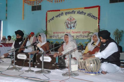 Adutti Gurmat Sangeet Samellen Jawaddi Taksal 2012 (61)