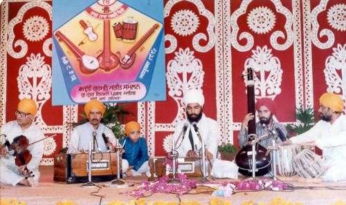 Adutti Gurmat Sangeet Samellan- 1991 (12)