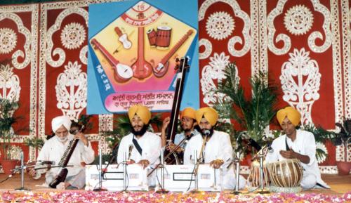 Adutti Gurmat Sangeet Samellan- 1991 (34)