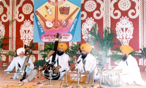 Adutti Gurmat Sangeet Samellan- 1991 (36)