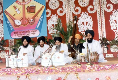 Adutti Gurmat Sangeet Samellan- 1991 (42)