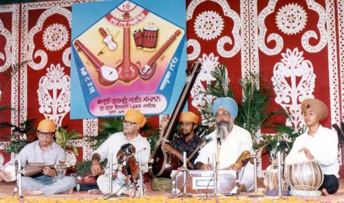 Adutti Gurmat Sangeet Samellan- 1991 (50)