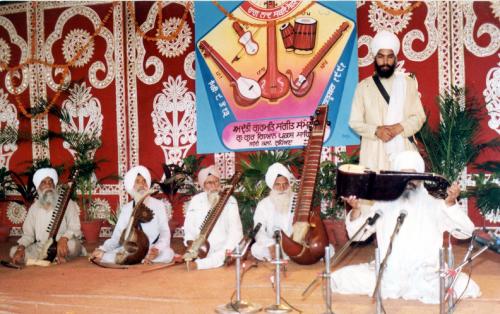 Adutti Gurmat Sangeet Samellan- 1991 (59)