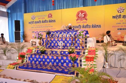 Adutti Gurmat Sangeet Samellan 2016 (102)