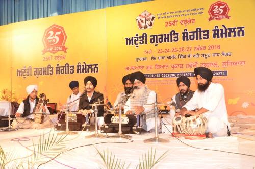 Adutti Gurmat Sangeet Samellan 2016 (64)