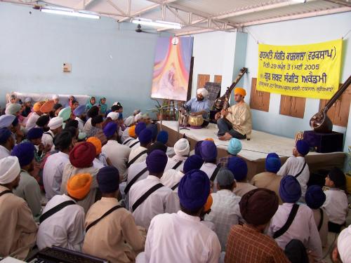 Gurmat Sangeet Workshop 2005 (13)