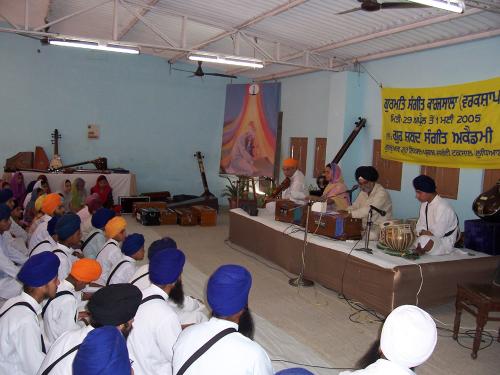 Gurmat Sangeet Workshop 2005 (2)