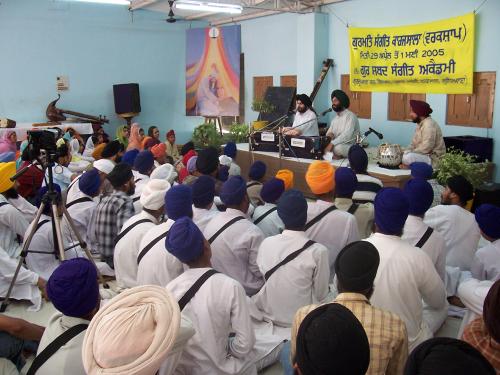 Gurmat Sangeet Workshop 2005 (8)