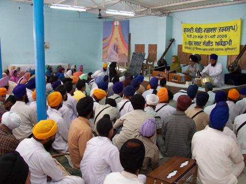 Gurmat Sangeet Workshop 2005 (9)