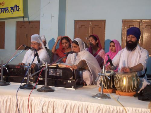 Gurmat Sangeet Workshop 2006 (20)