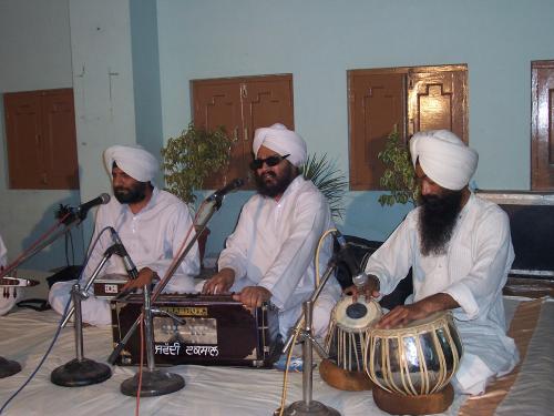 Gurmat Sangeet Workshop 2006 (25)