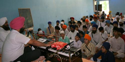 Gurmat Sangeet Workshop 2007 (17)