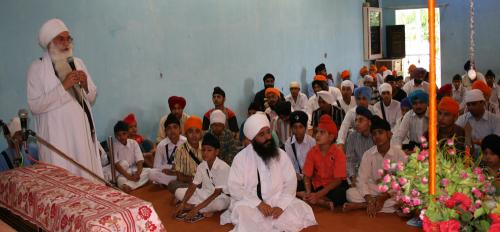 Gurmat Sangeet Workshop 2007 (22)