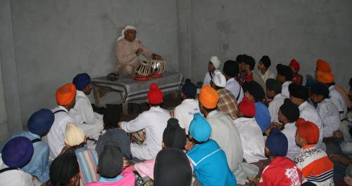 Gurmat Sangeet Workshop 2007 (4)
