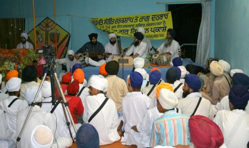 Gurmat Sangeet Workshop 2007 (9)