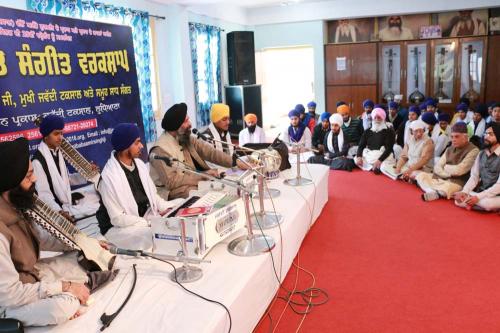 Gurmat Sangeet Workshop, February 2016 (6)