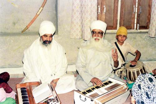 Gurmat Sangeet Workshop 1992 (1)