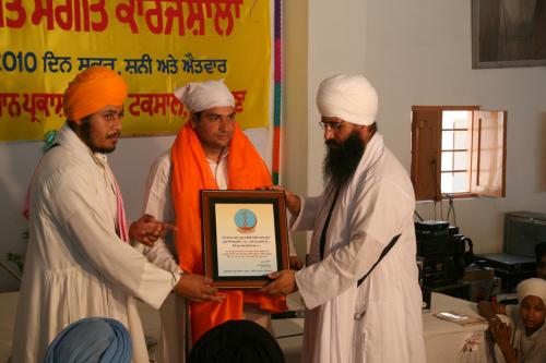 Gurmat Sangeet Workshop 2010 (51)