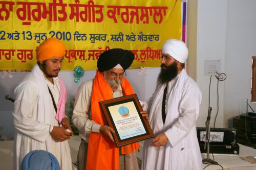 Gurmat Sangeet Workshop 2010 (54)