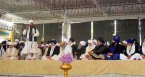 Meeting of Nanakshahi Calendar 2015 Sant Baba Amir Singh ji  (2)