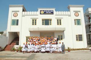 Students of Gurshabad Sangeet Academy (7)