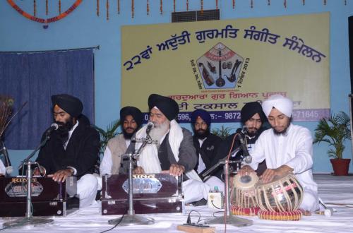 Adutti Gurmat Sangeet Samellan 2013 (6)