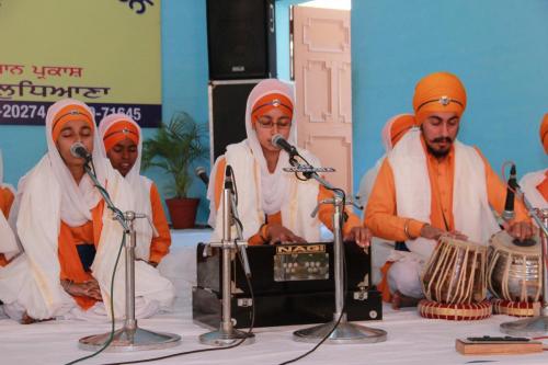 Adutti Gurmat Sangeet Samellan 2013 (63)