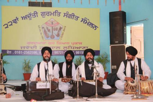 Adutti Gurmat Sangeet Samellan 2013 (69)