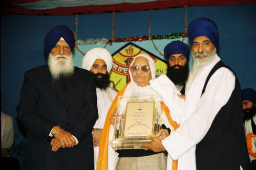 AGSS 2001 Bibi Jaswant Kaur