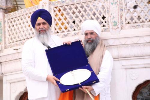 Sant Baba Sucha Singh ji honoured from Akal Takhat Sahib, award received by Sant Baba Amir Singh ji (33)