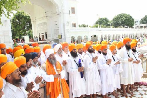 Sant Baba Sucha Singh ji honoured from Akal Takhat Sahib, award received by Sant Baba Amir Singh ji (6)