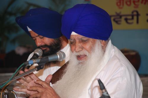 Adutti Gurmat Sangeet Samellan- 2011 (77)
