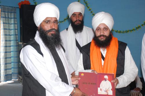 Adutti Gurmat Sangeet Samellan- 2011 (83)