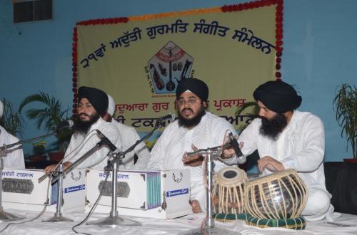 Adutti Gurmat Sangeet Samellen Jawaddi Taksal 2012 (37)