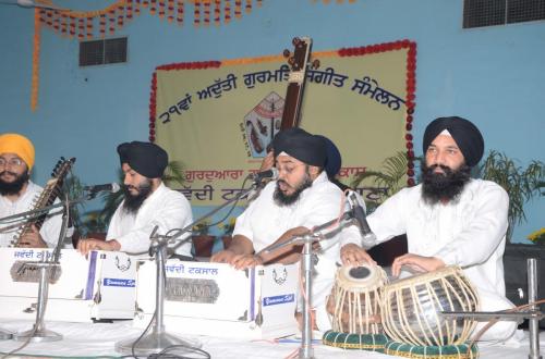 Adutti Gurmat Sangeet Samellen Jawaddi Taksal 2012 (41)