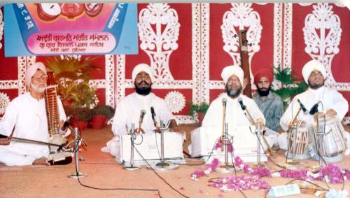 Adutti Gurmat Sangeet Samellan- 1991 (31)