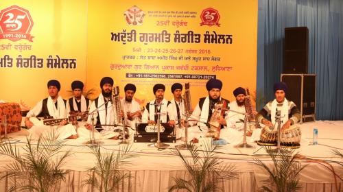 Students of Jawaddi Taksal