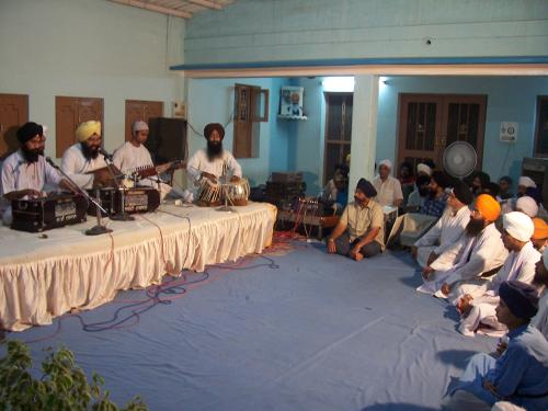 Gurmat Sangeet Workshop 2006 (28)