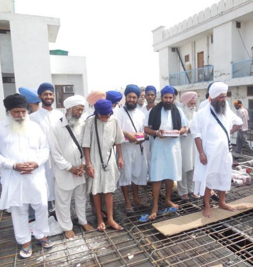 Sant Baba Amir Singh ji - Gurshabad Sangeet Academy Lanter  (39)