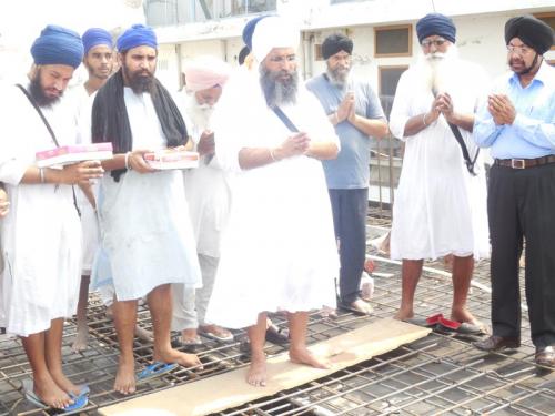 Sant Baba Amir Singh ji - Gurshabad Sangeet Academy Lanter  (4)
