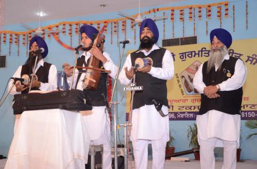 Adutti Gurmat Sangeet Samellan 2013 (45)