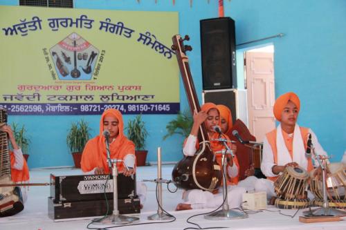 Adutti Gurmat Sangeet Samellan 2013 (60)