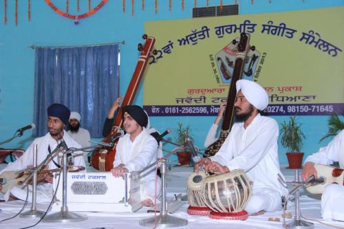 Adutti Gurmat Sangeet Samellan 2013 (67)
